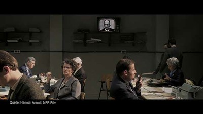 Hannah Arendt beim Eichmann Prozess.jpg